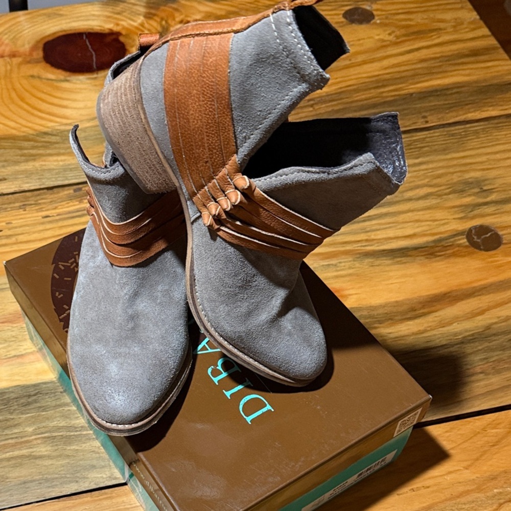 Diba True Taupe Suede Ankle Boots with Tan Strap Detail, Women’s 9.5